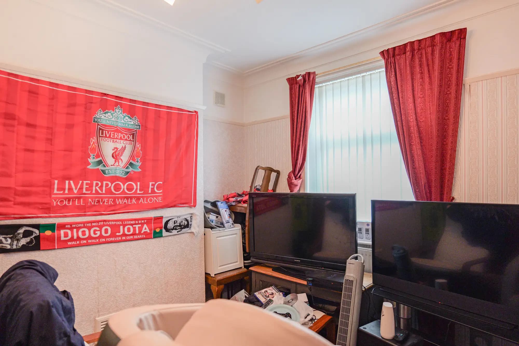 property photo 10 of 25