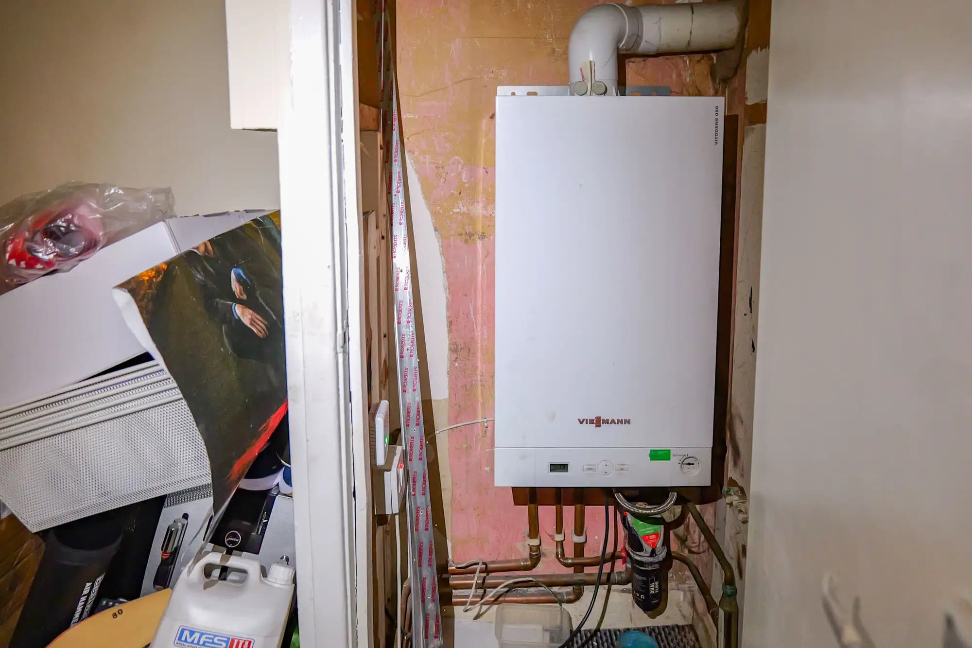 property photo 18 of 30