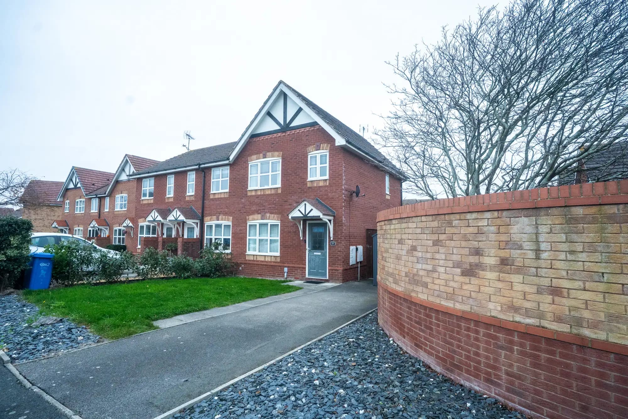 property photo 16 of 17