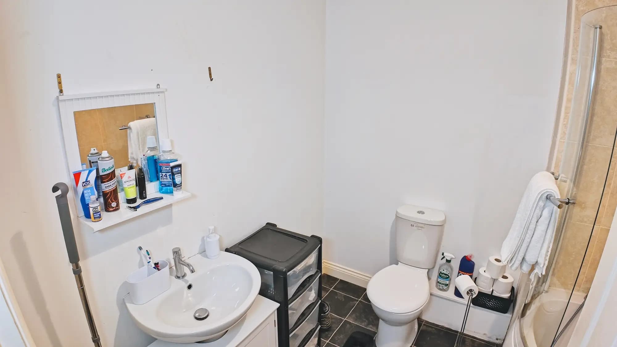 property photo 11 of 23