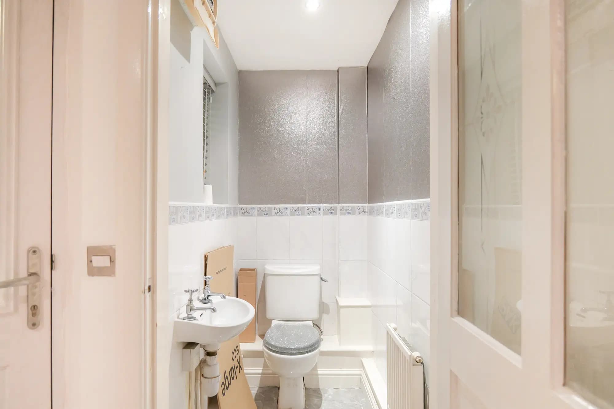 property photo 8 of 23