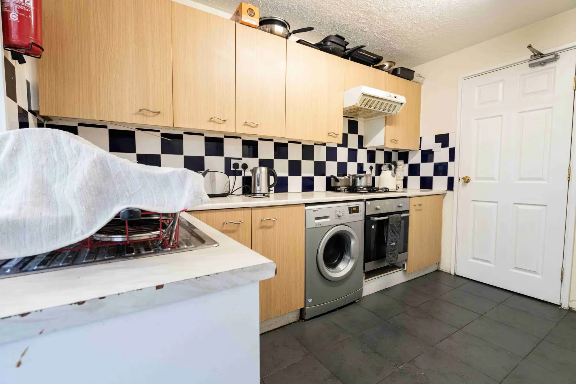 property photo 7 of 29