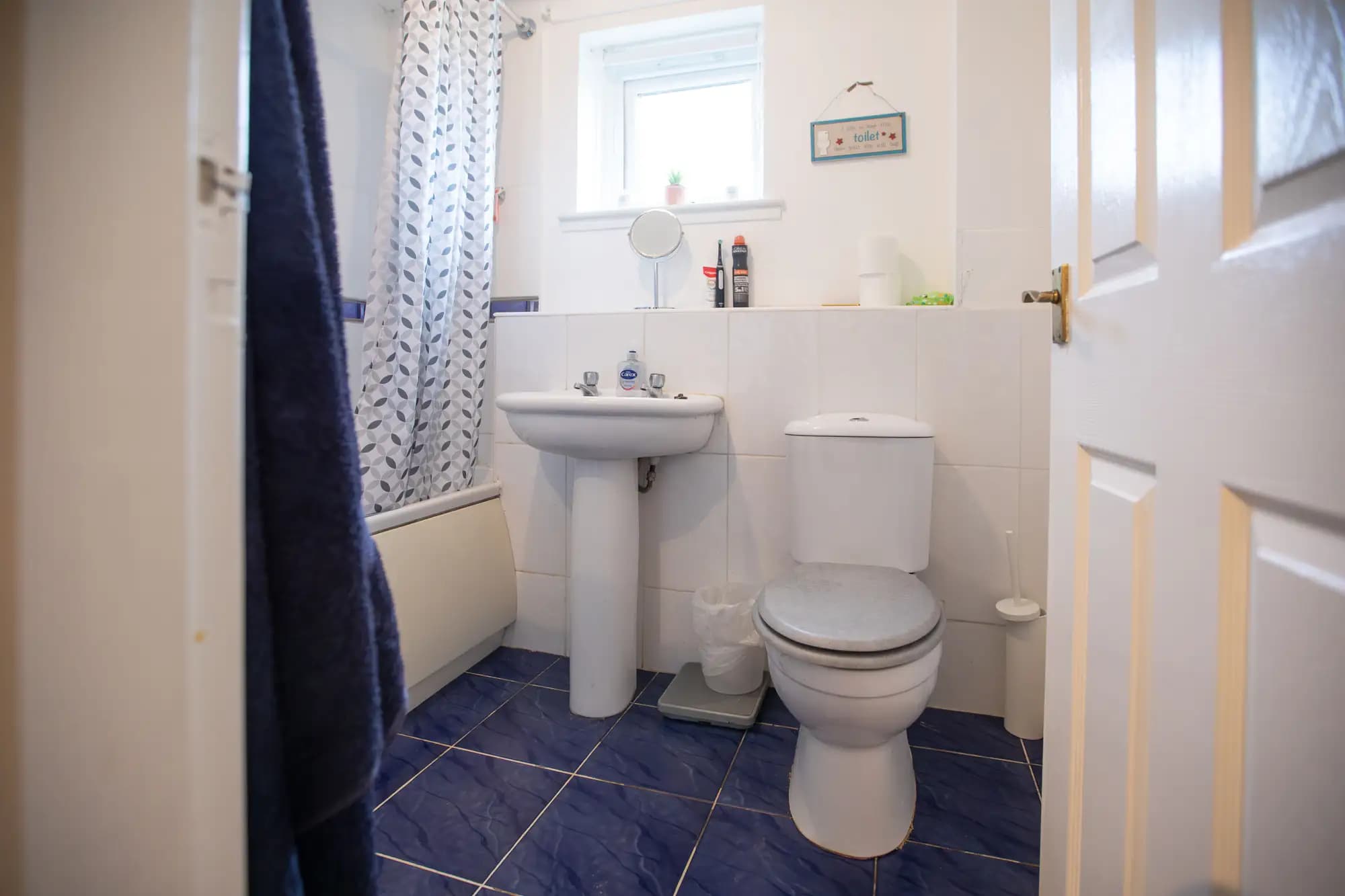 property photo 10 of 23