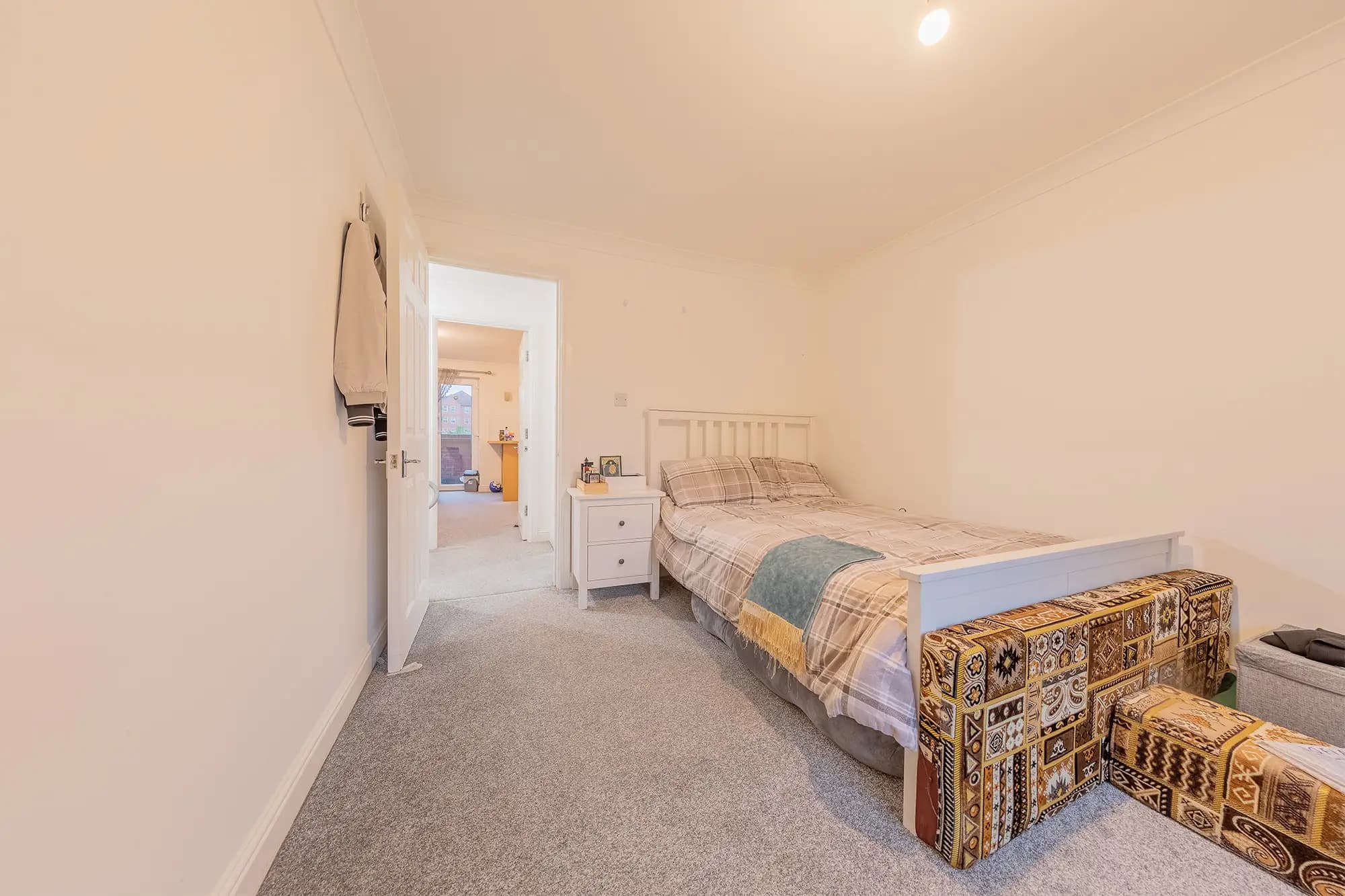 property photo 10 of 17