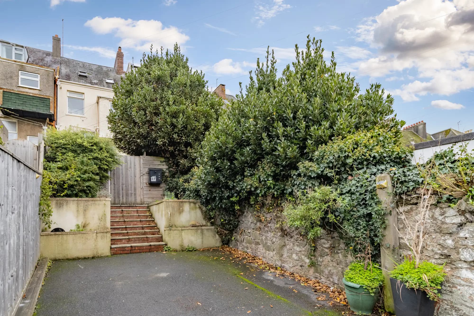 property photo 21 of 24