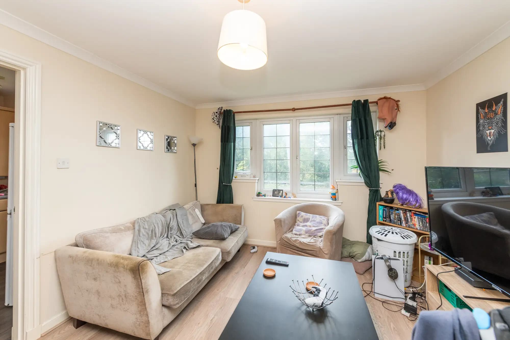 property photo 2 of 25