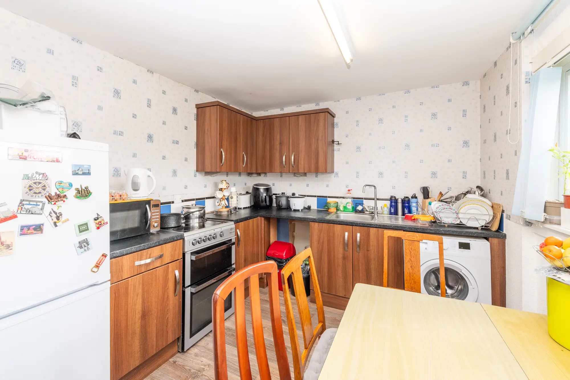 property photo 6 of 20