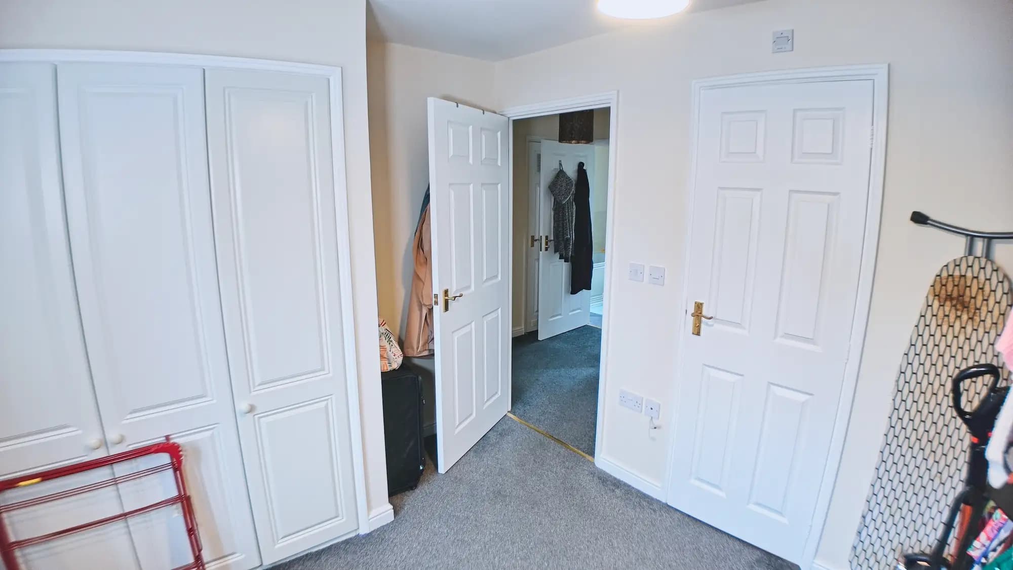 property photo 15 of 16