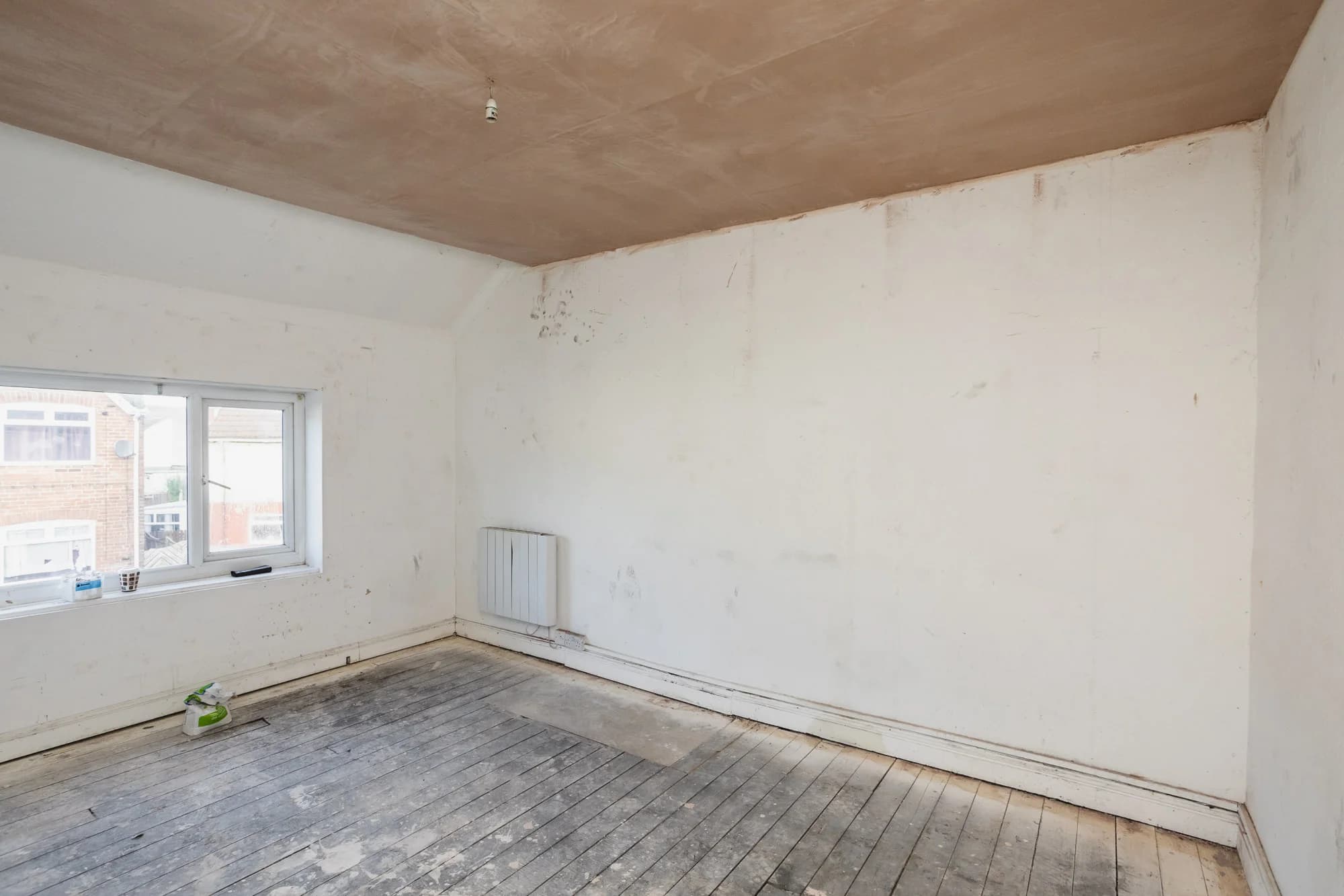 property photo 16 of 32