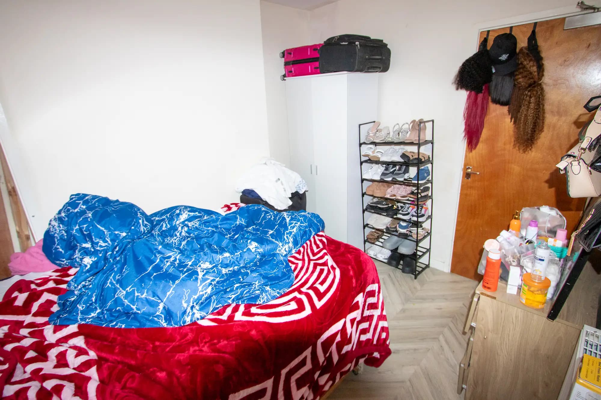 property photo 10 of 36