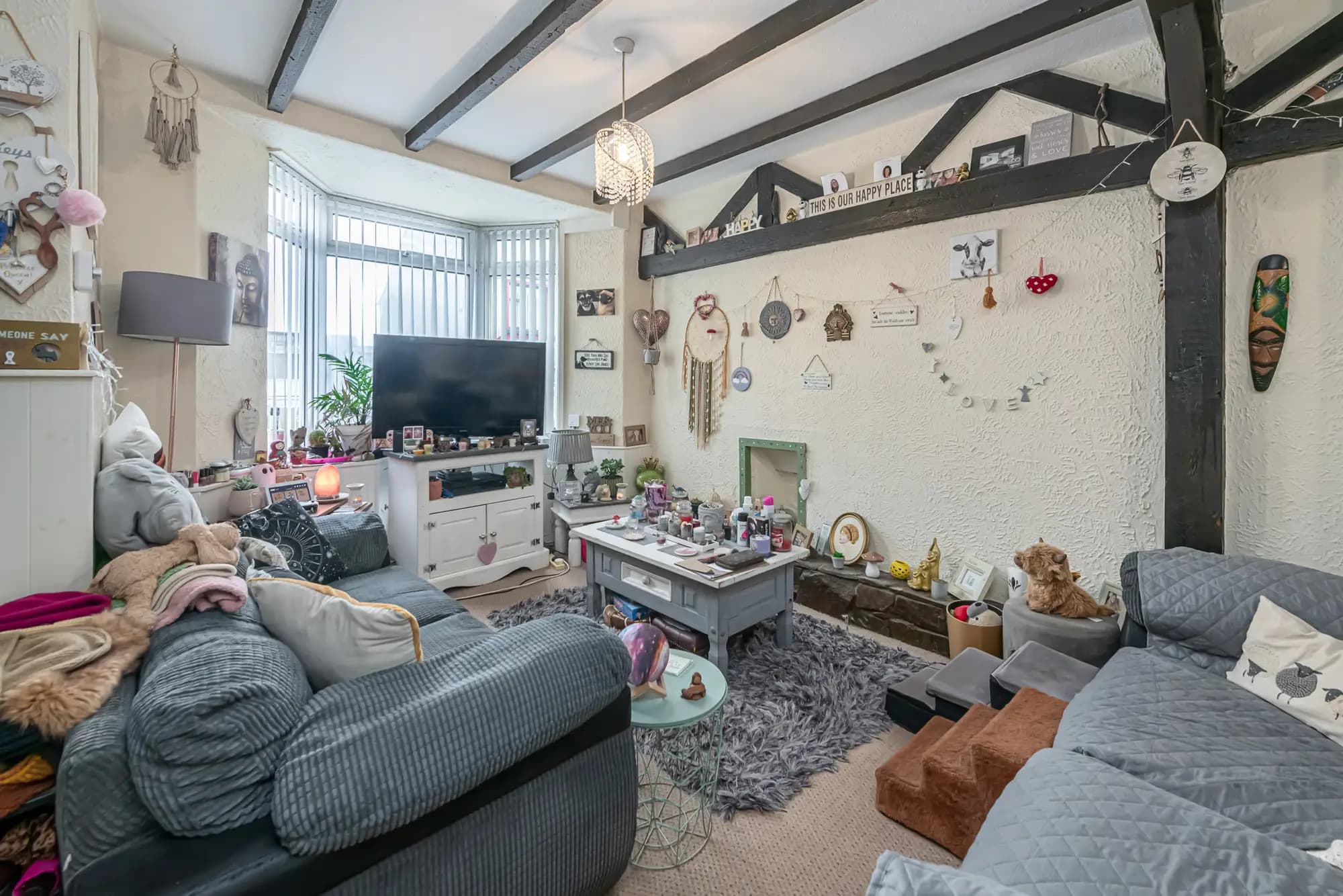 property photo 3 of 22