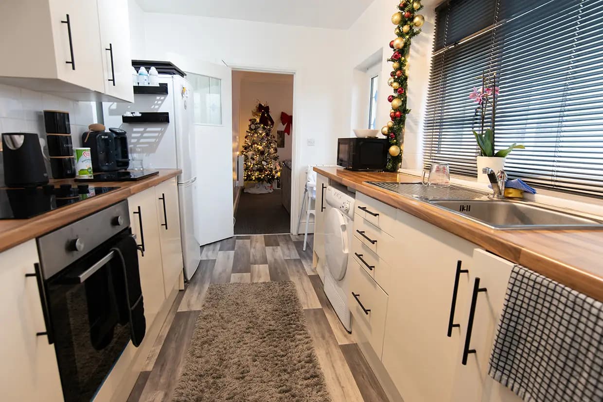 property photo 8 of 24