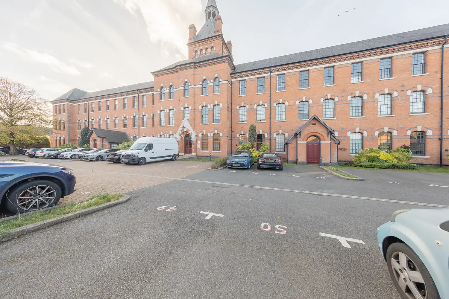 property photo 1 of 25