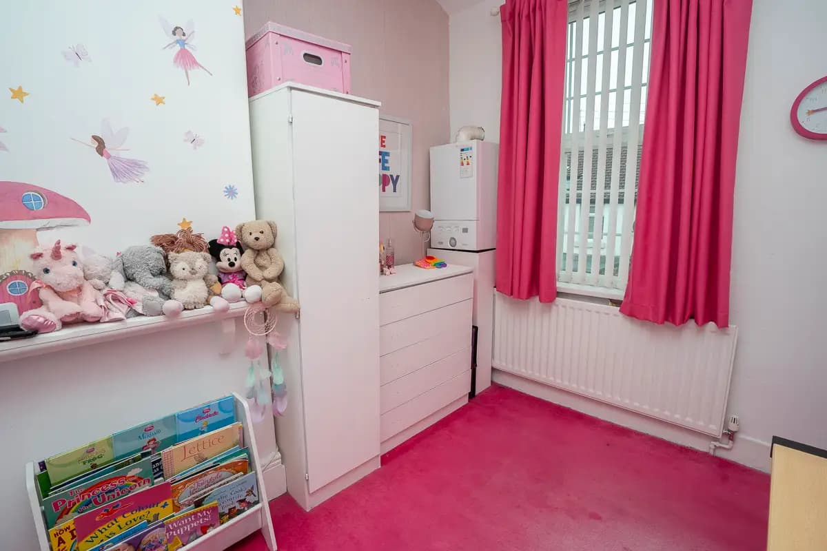 property photo 16 of 23