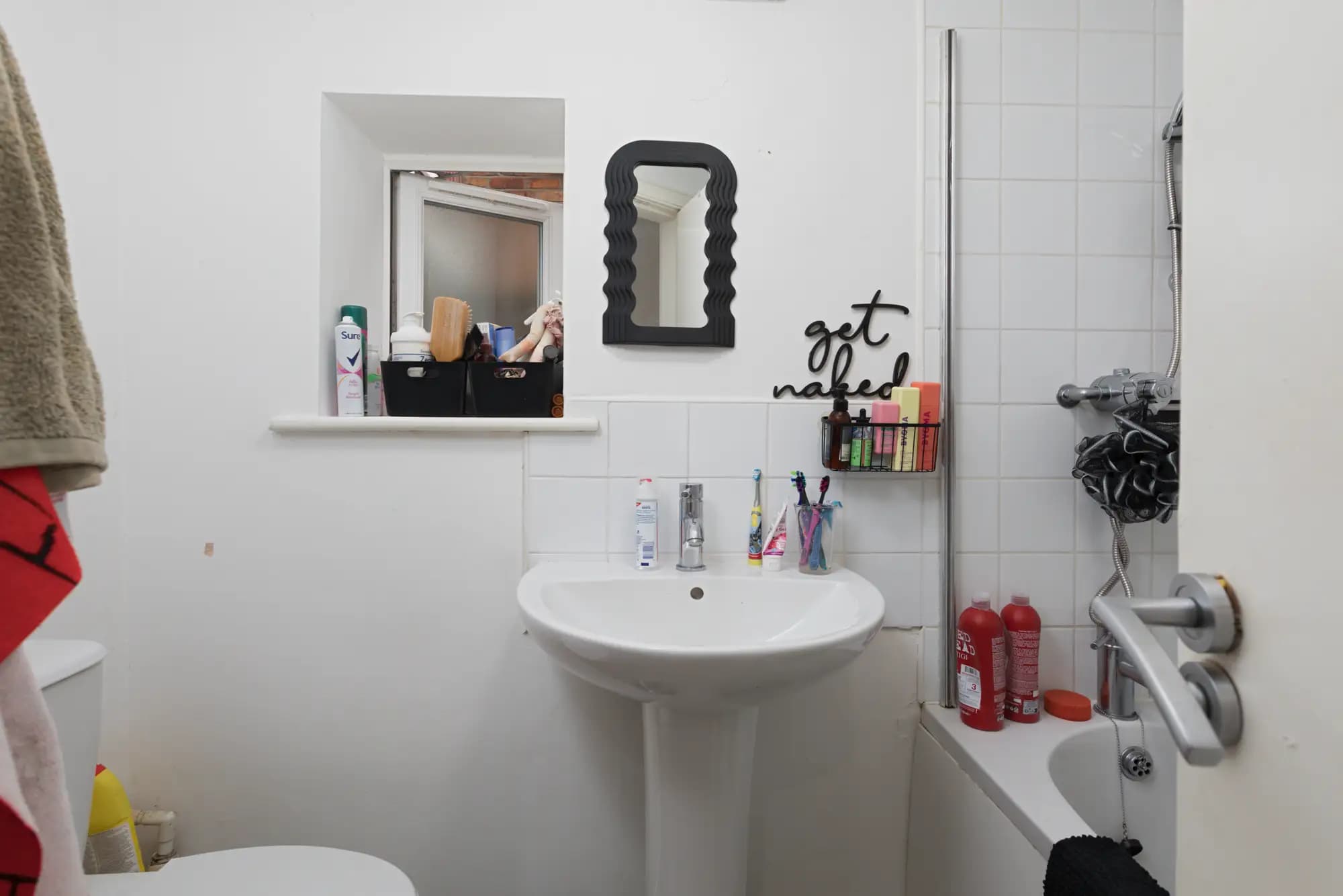 property photo 11 of 30