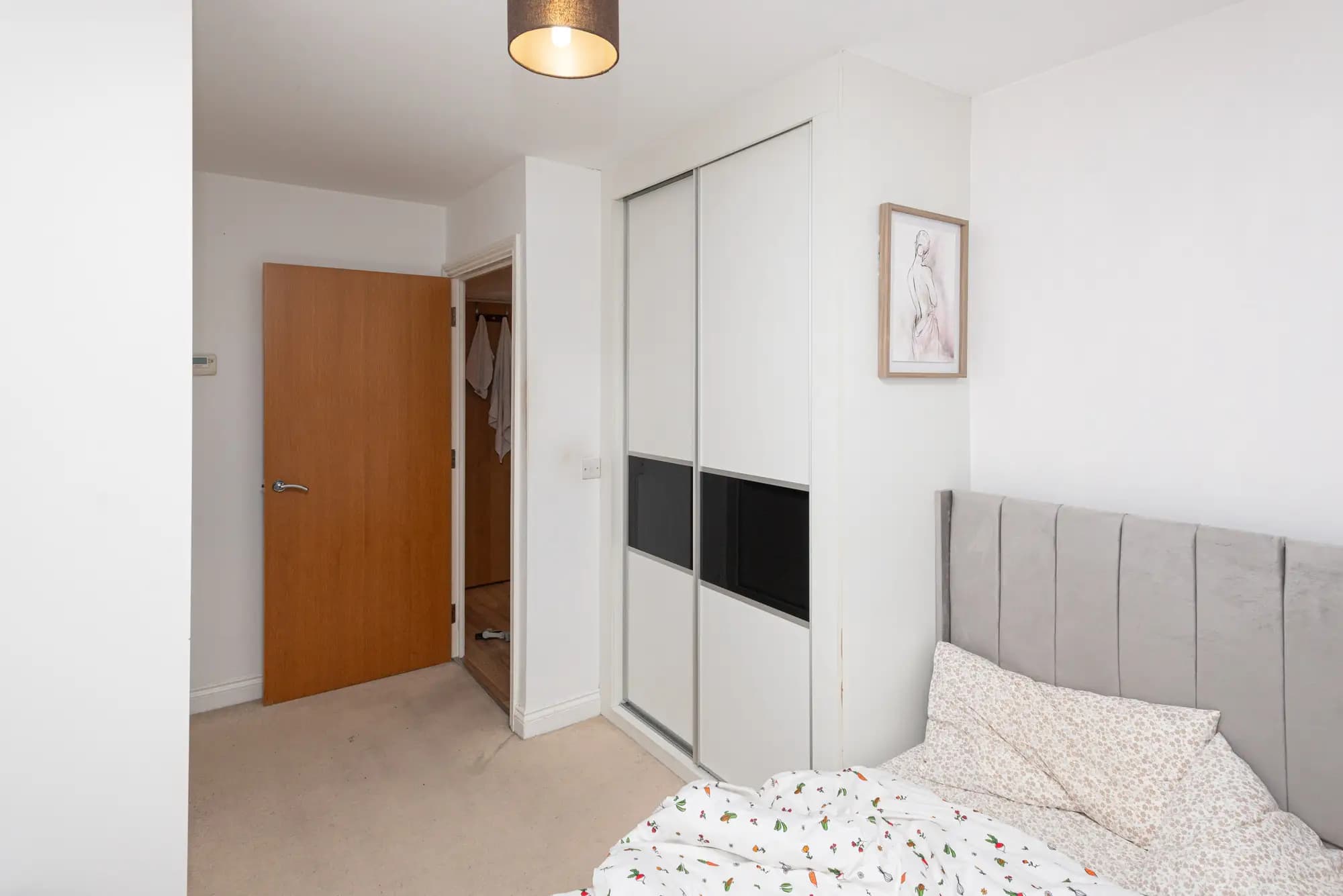 property photo 21 of 28