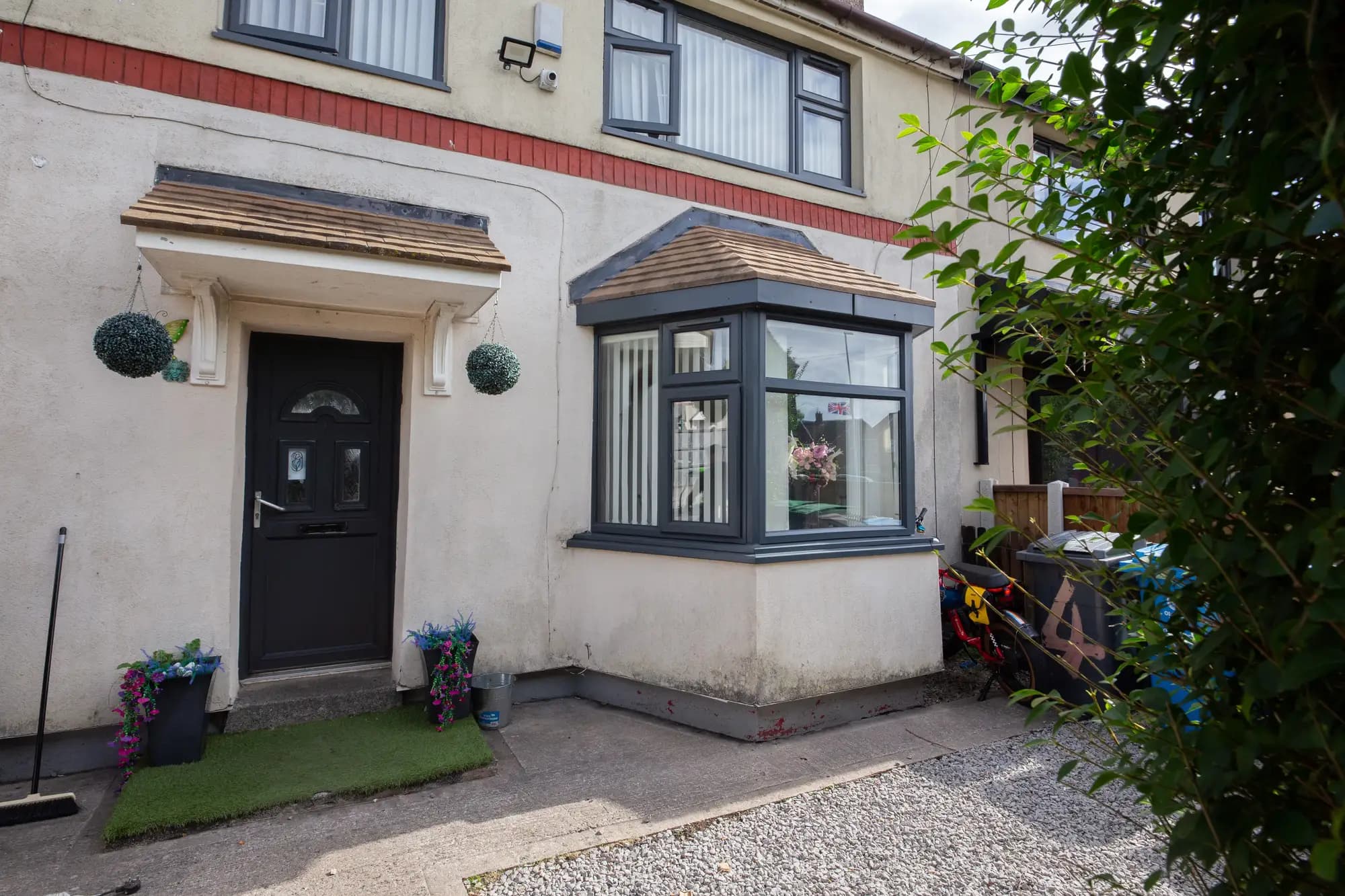 property photo 27 of 29