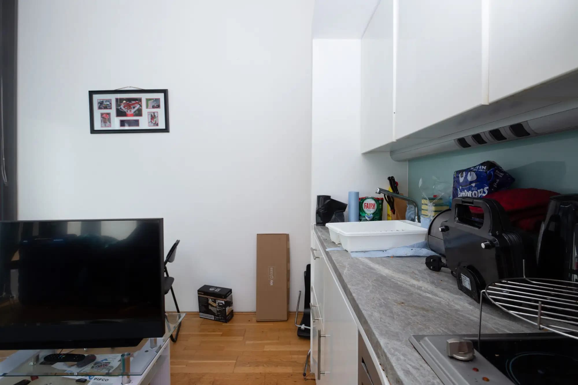 property photo 5 of 13