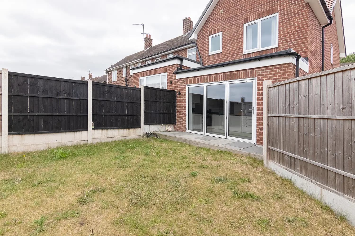 property photo 25 of 31