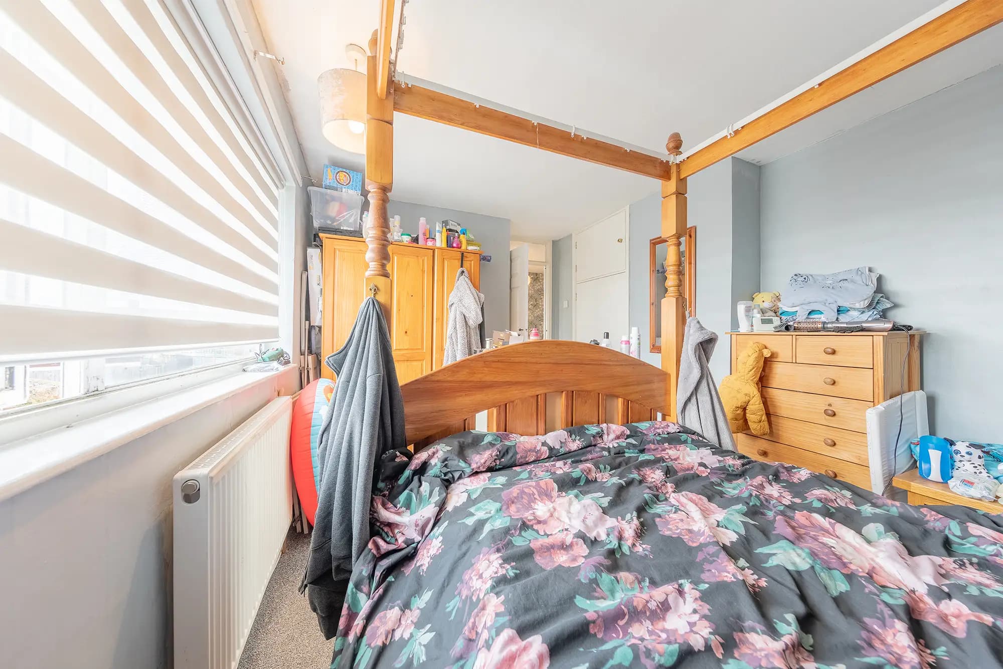 property photo 16 of 19