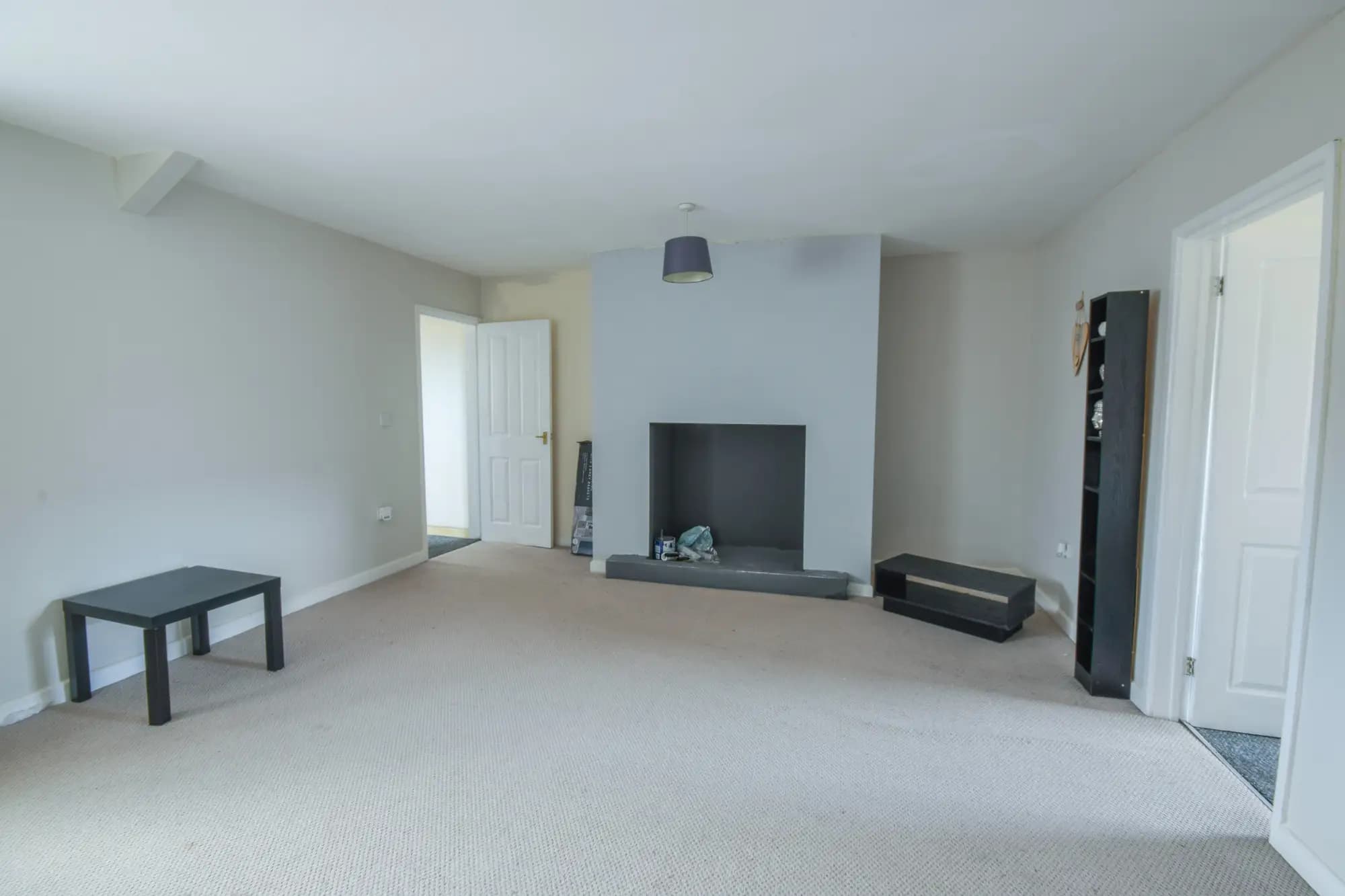 property photo 3 of 25