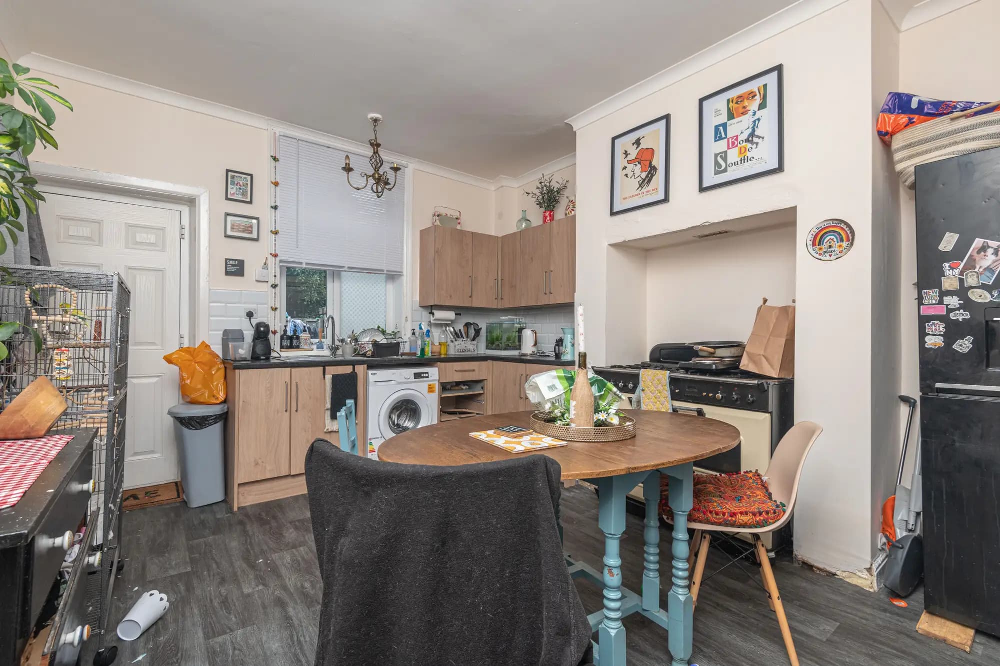 property photo 5 of 15