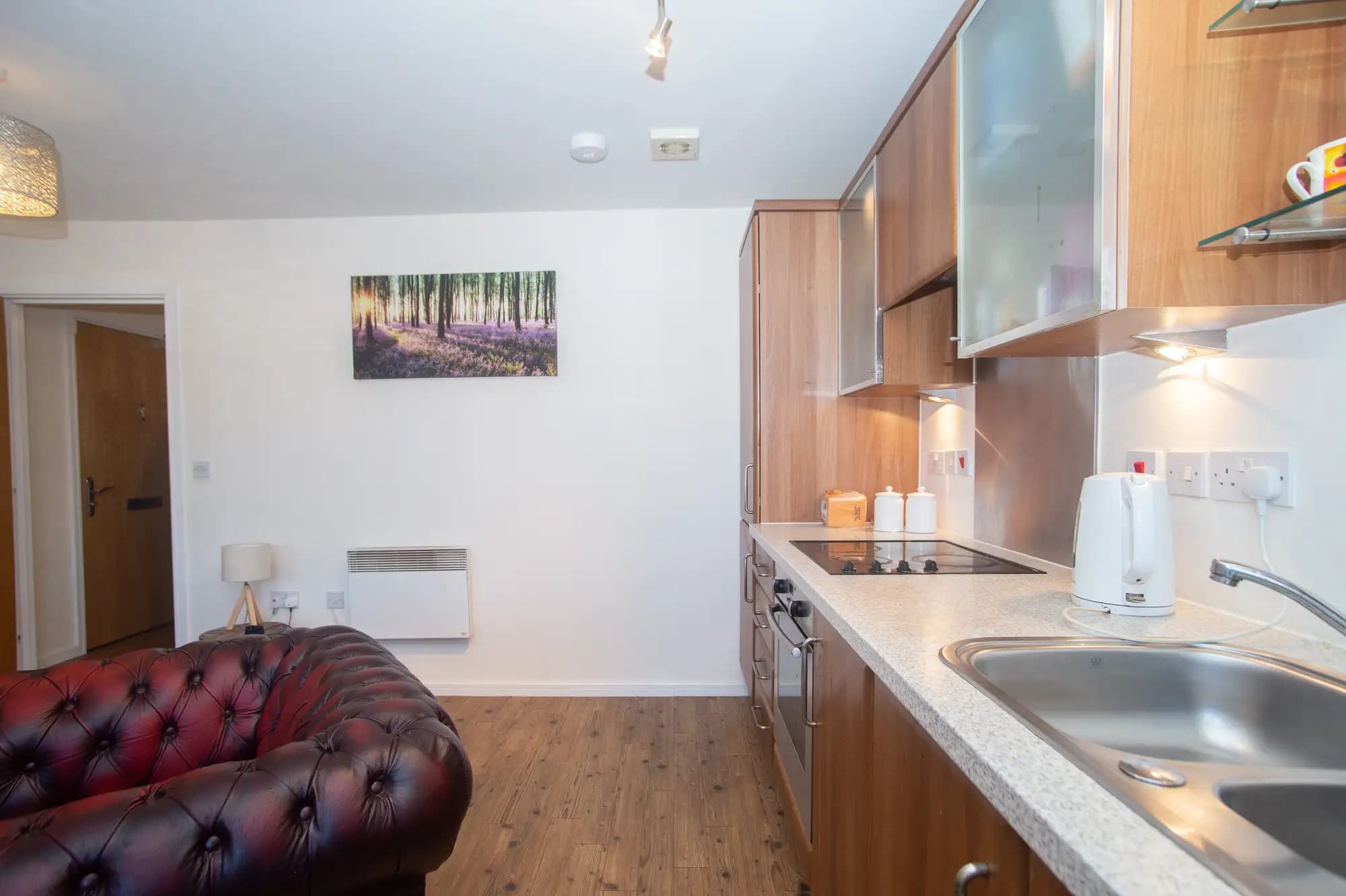 property photo 8 of 16