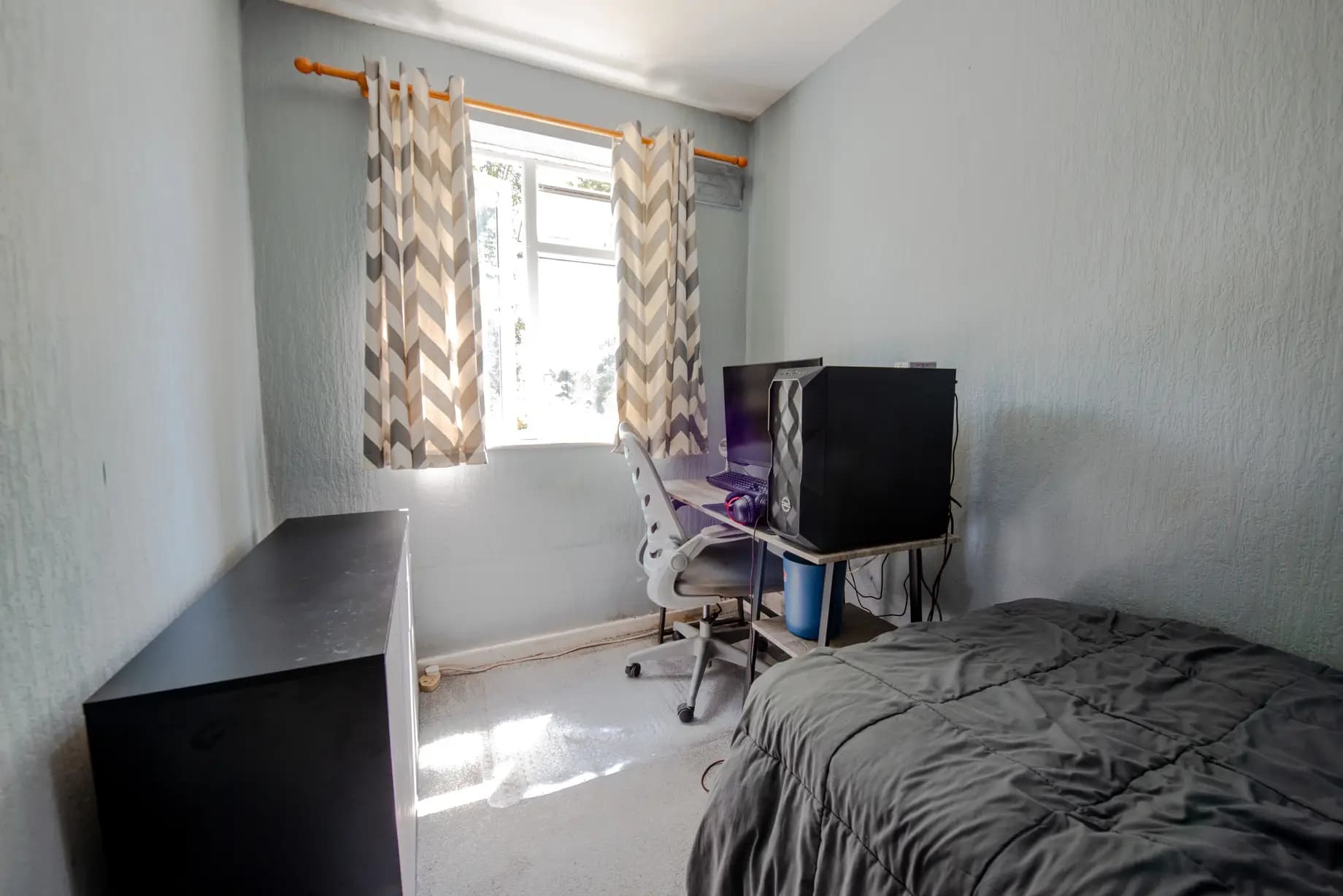 property photo 14 of 26