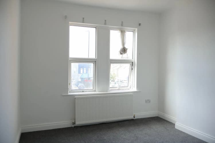 property photo 23 of 37