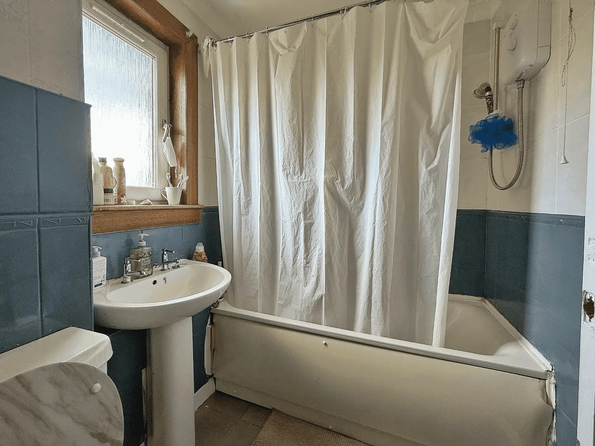 property photo 11 of 26
