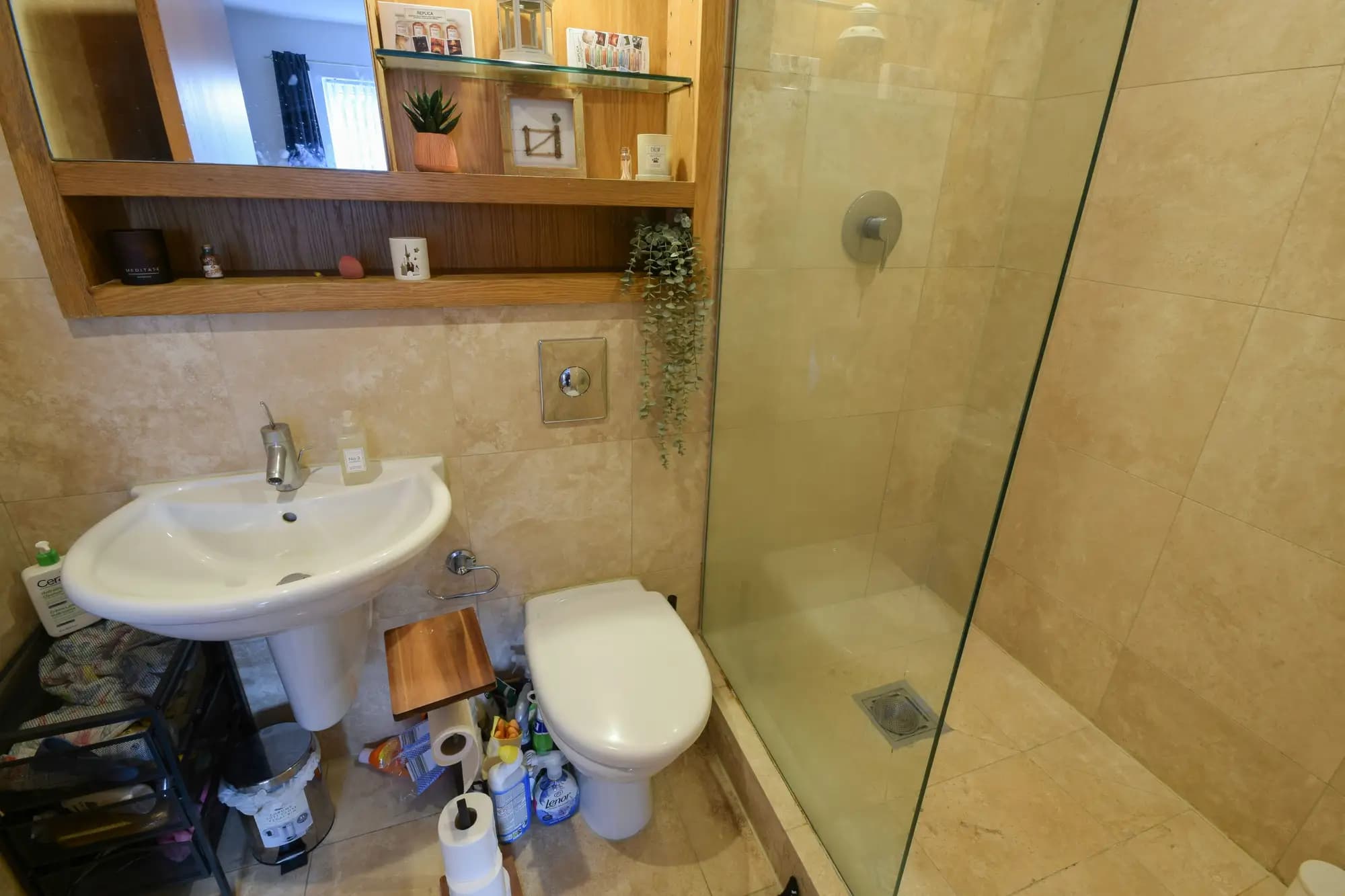 property photo 17 of 19