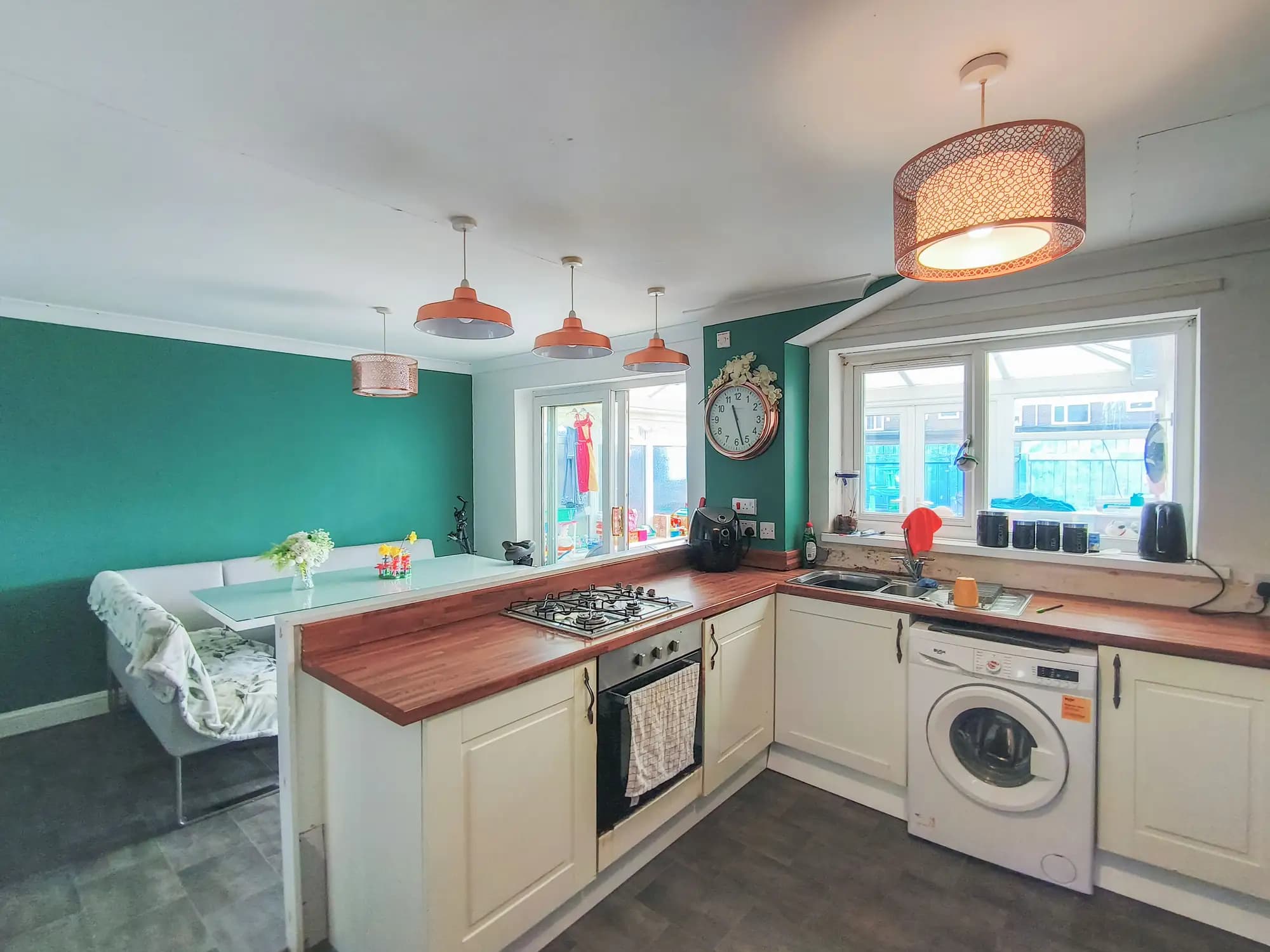 property photo 7 of 17