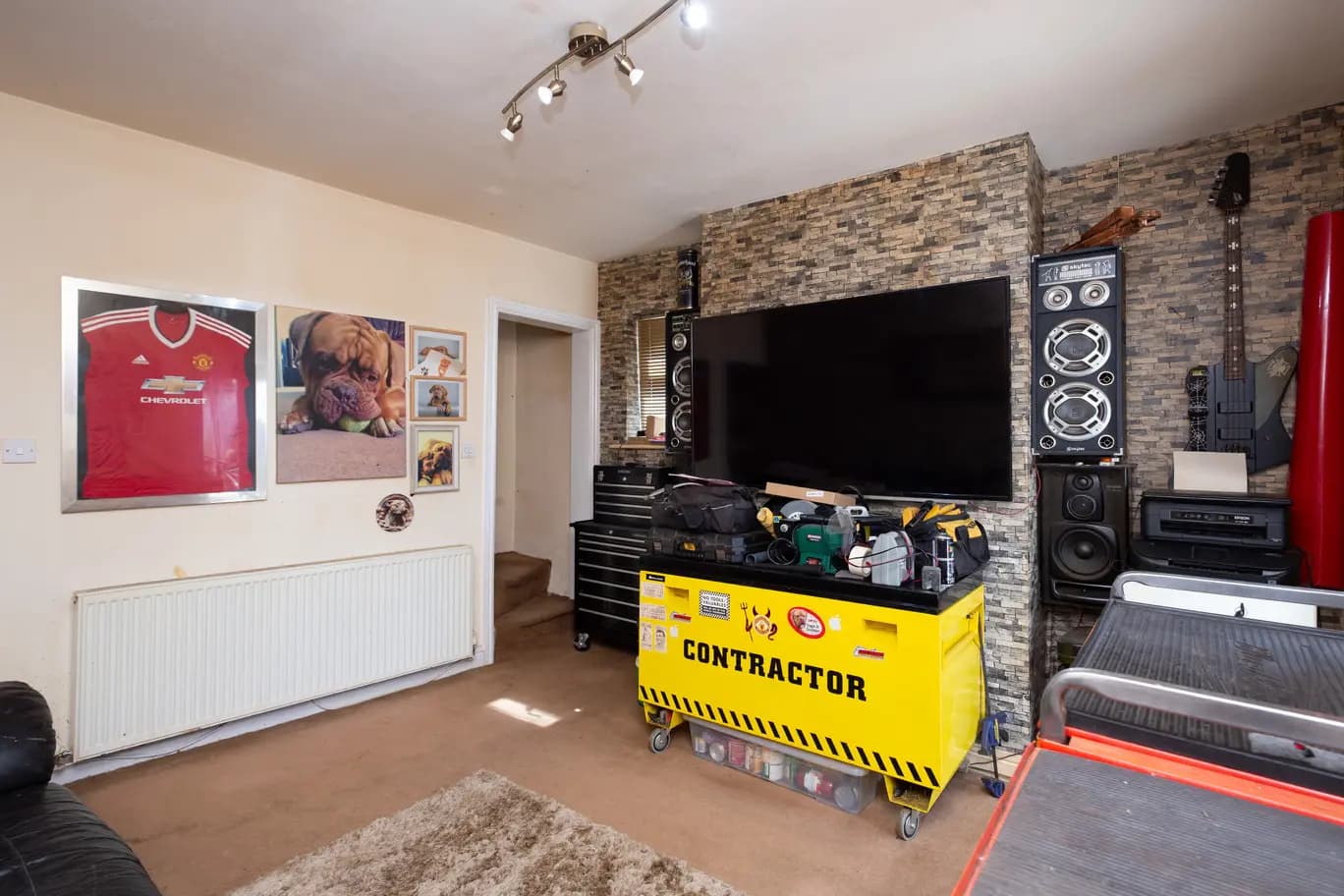 property photo 15 of 22