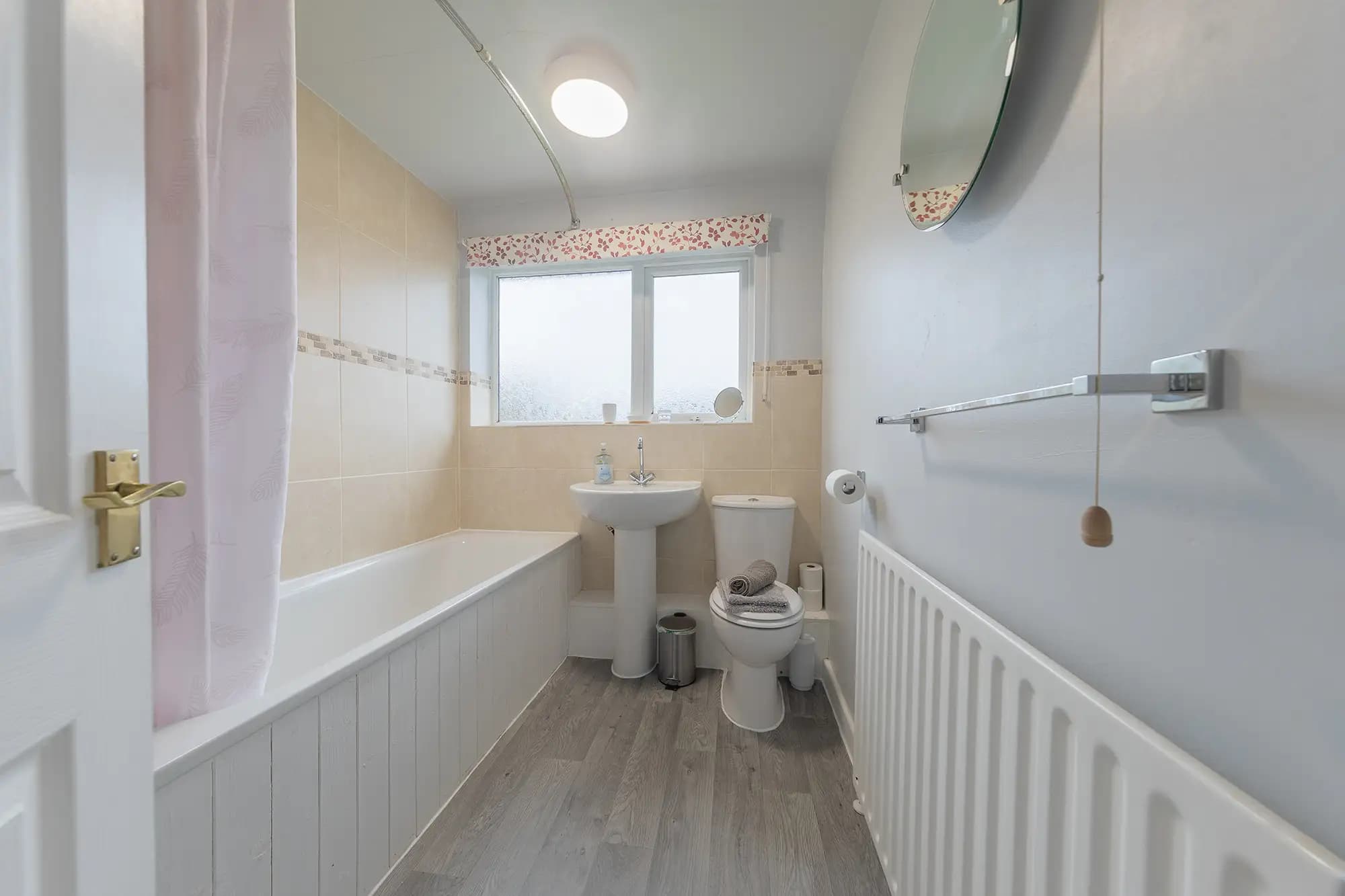 property photo 9 of 32