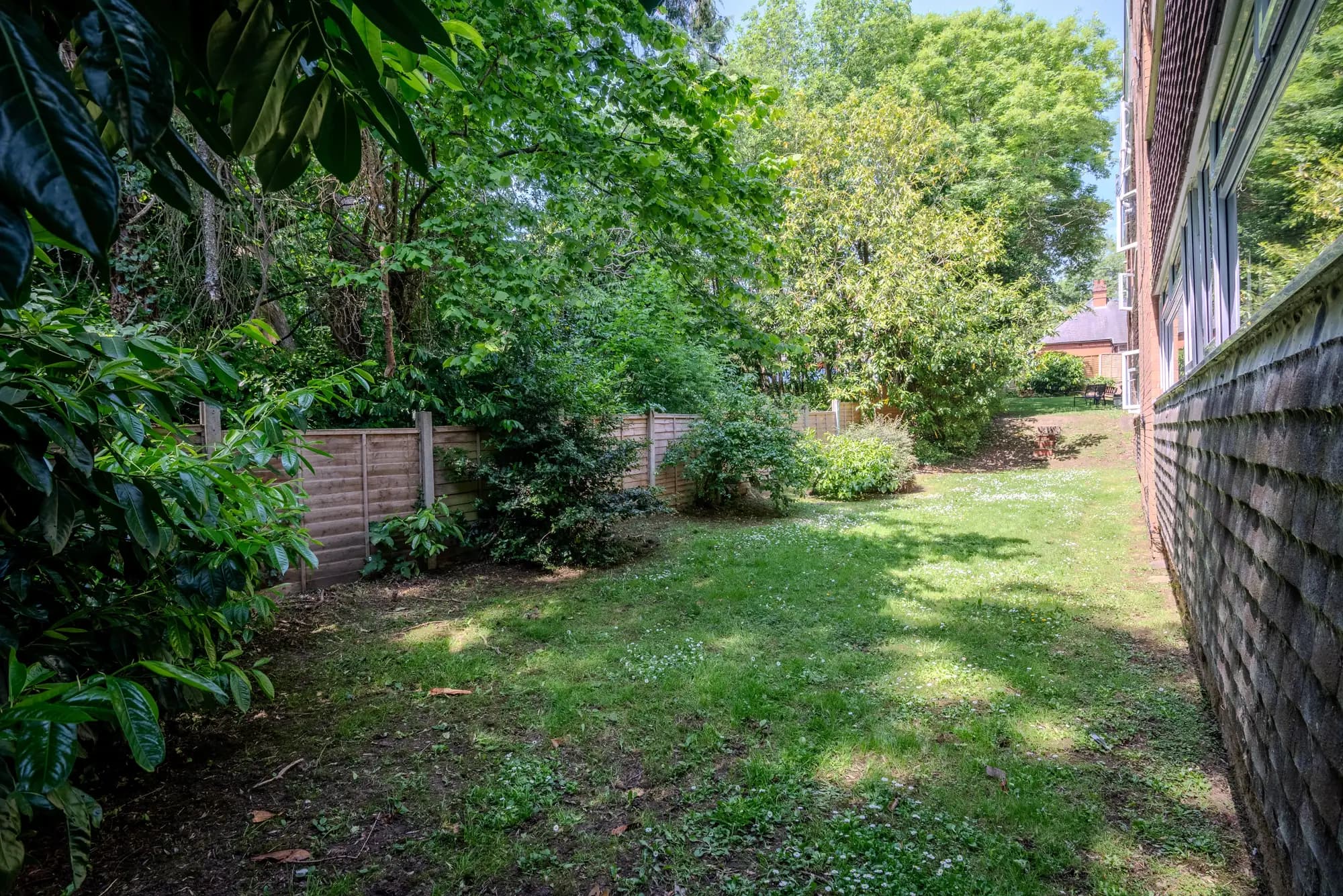 property photo 12 of 16