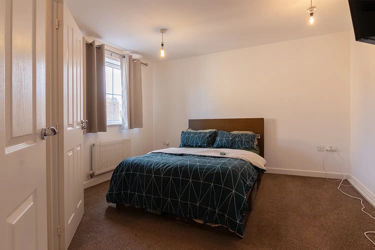 property photo 16 of 29