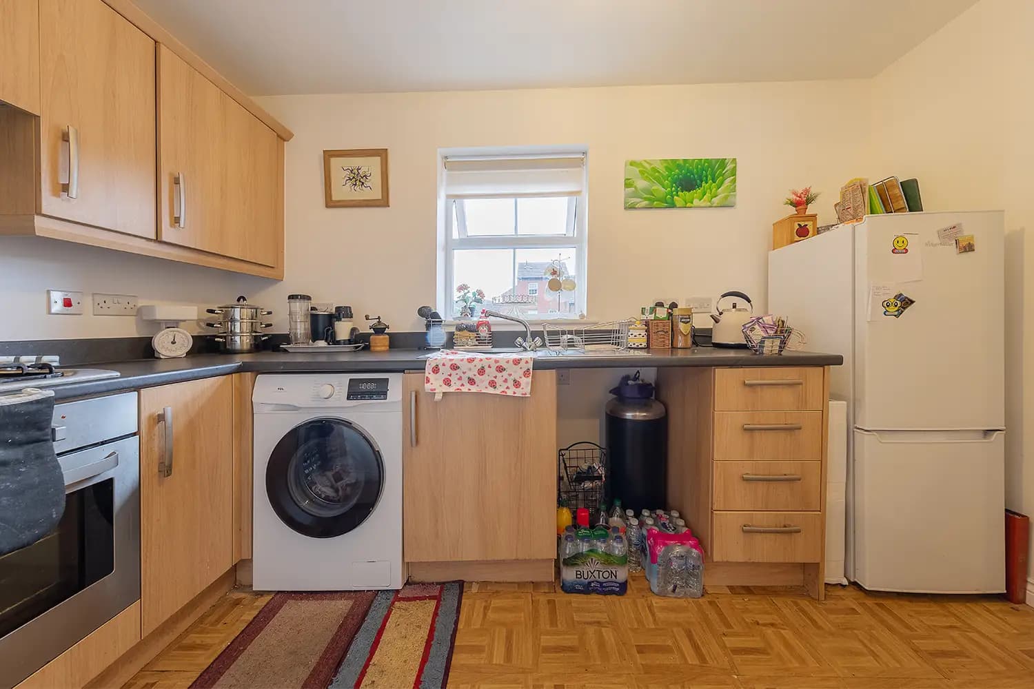 property photo 8 of 19
