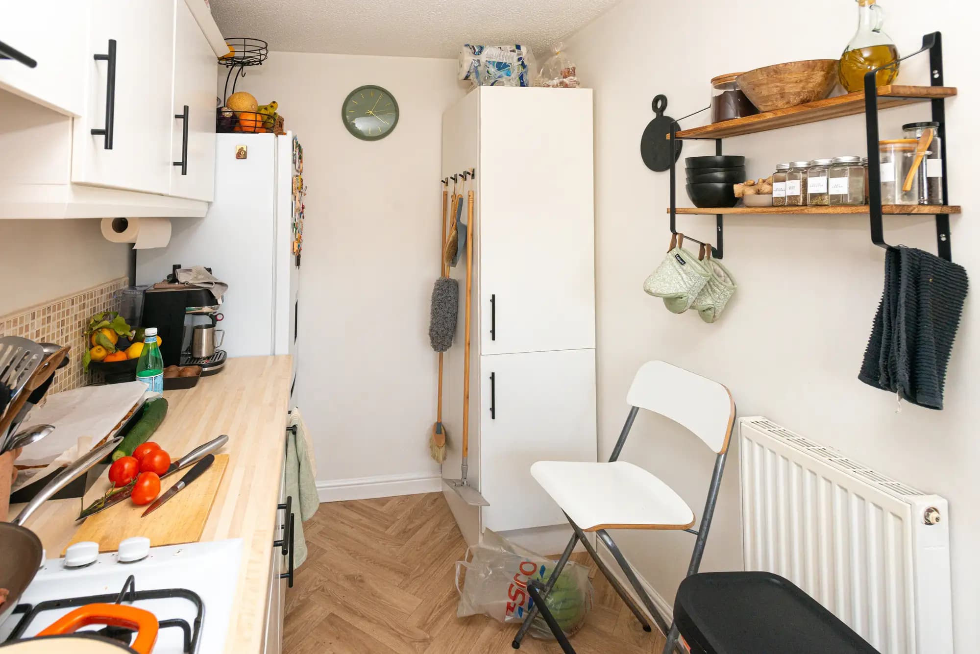 property photo 9 of 36
