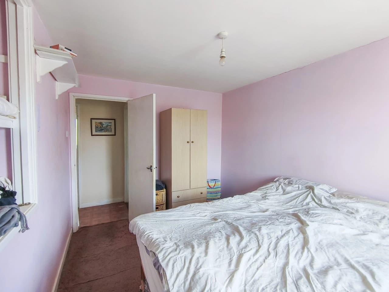 property photo 9 of 16