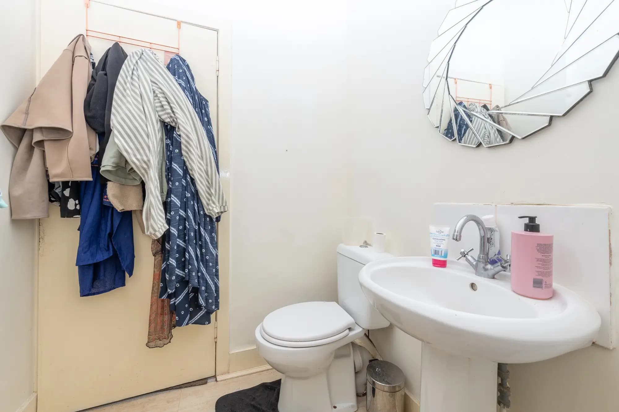 property photo 16 of 42