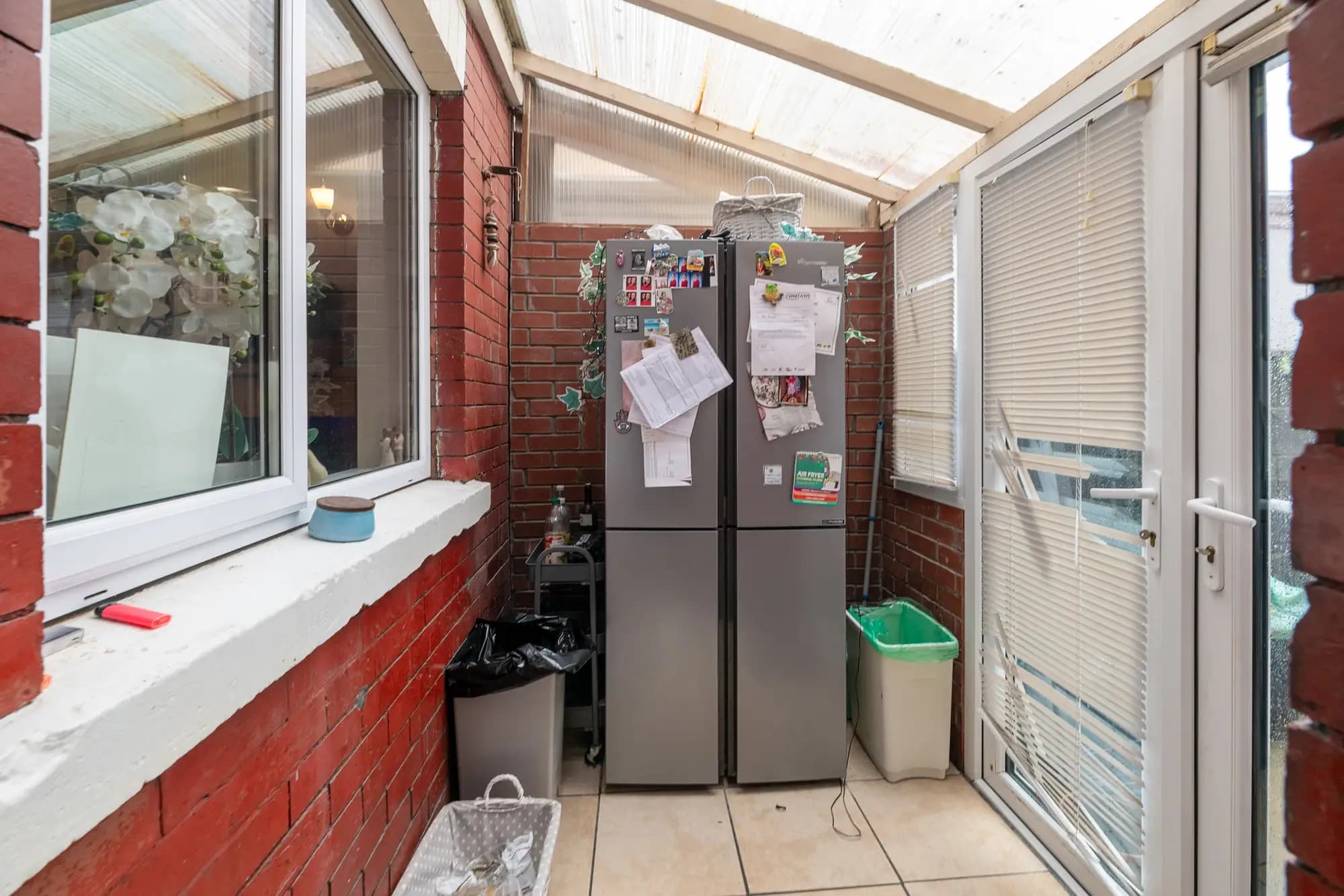 property photo 9 of 32