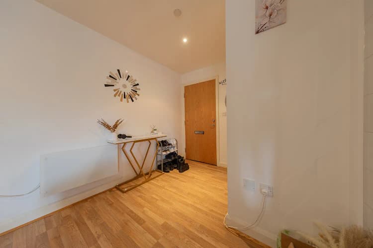 property photo 17 of 22