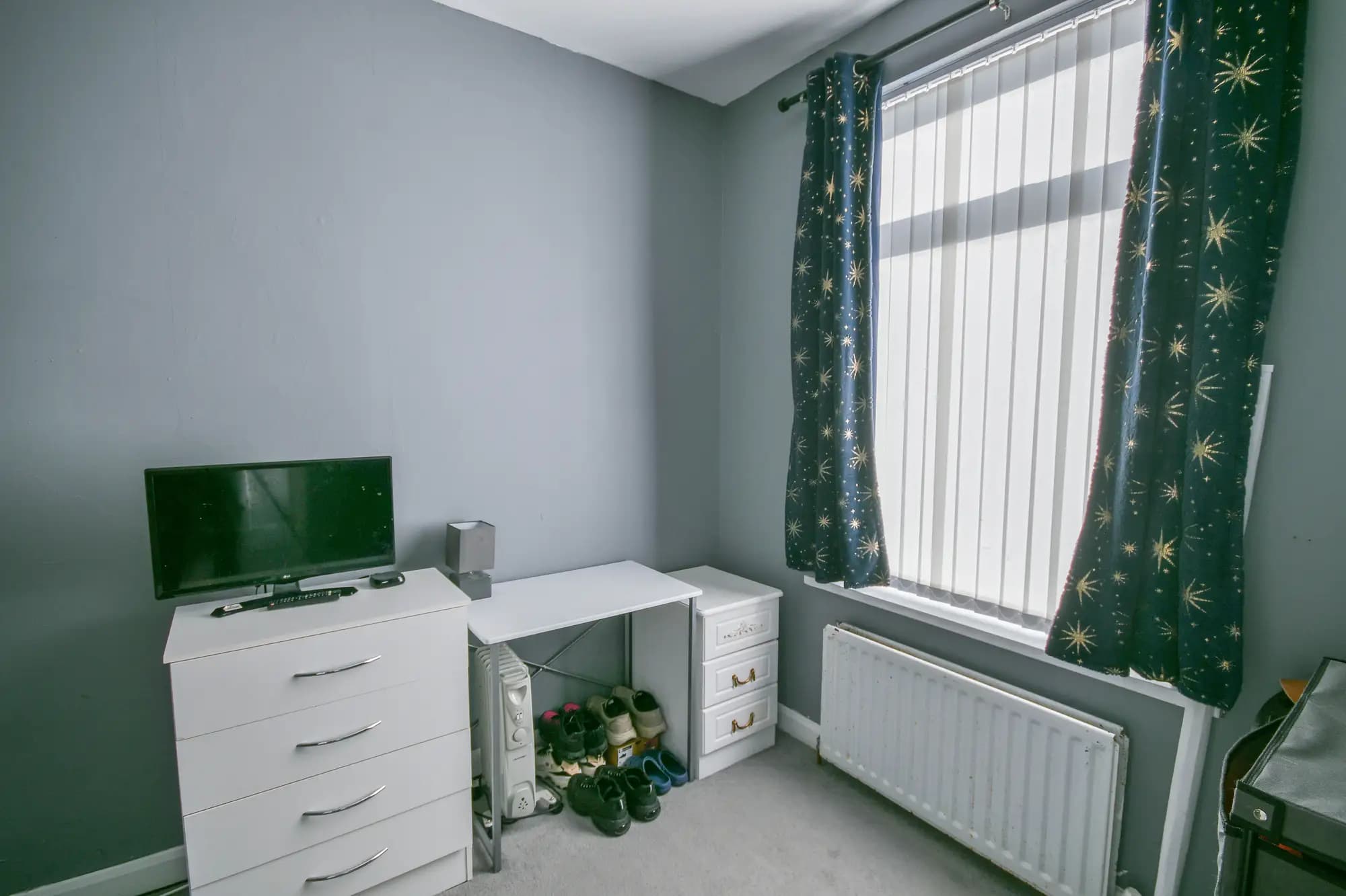 property photo 13 of 20
