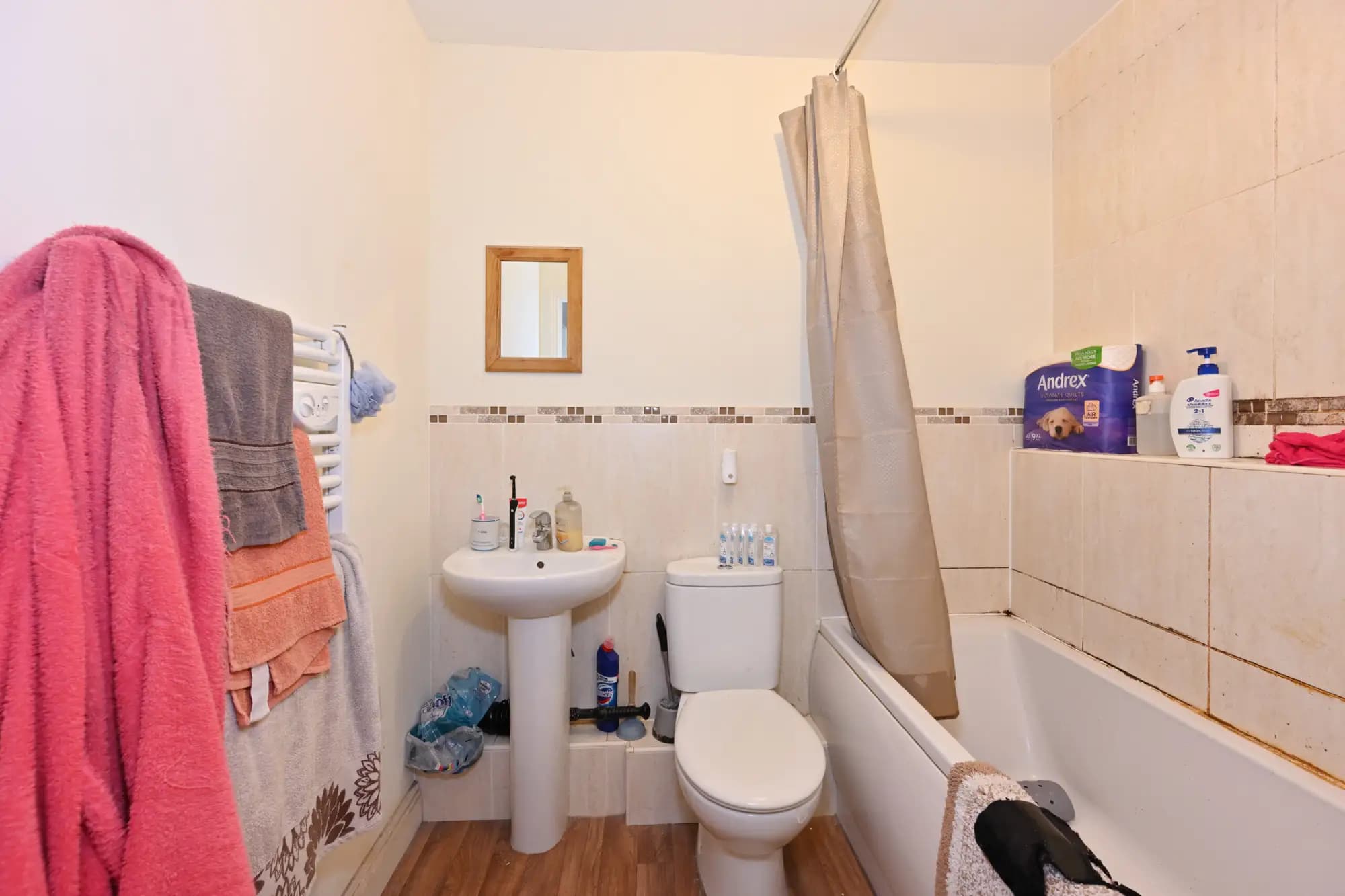 property photo 7 of 16