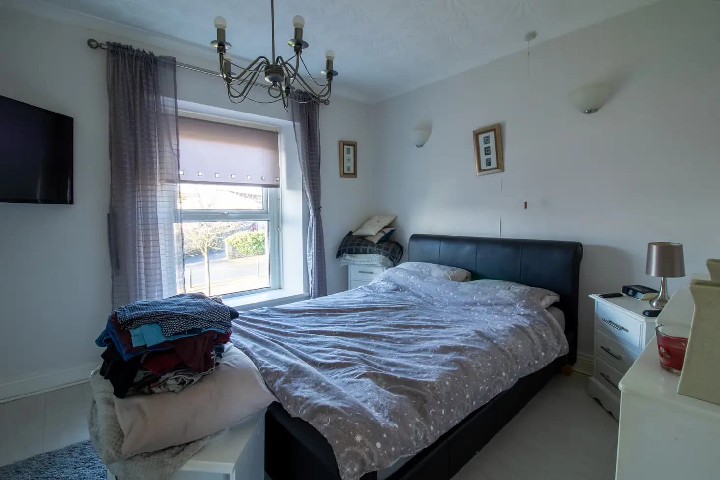 property photo 9 of 17