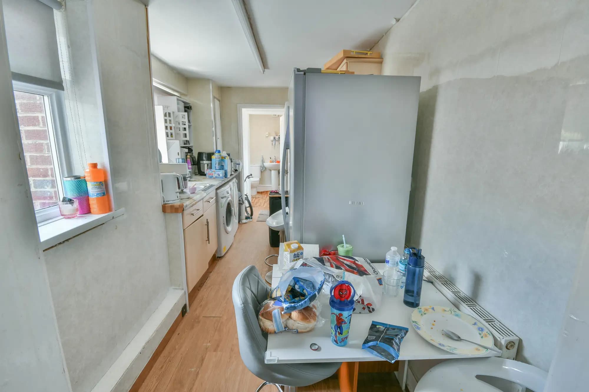 property photo 6 of 18
