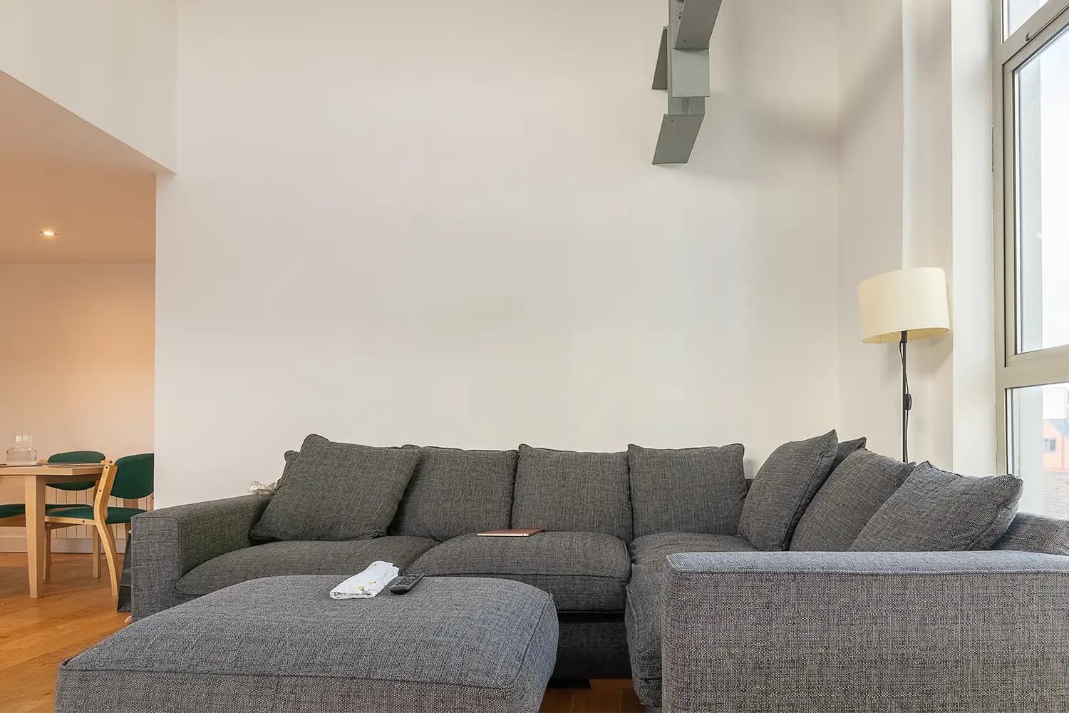 property photo 2 of 33