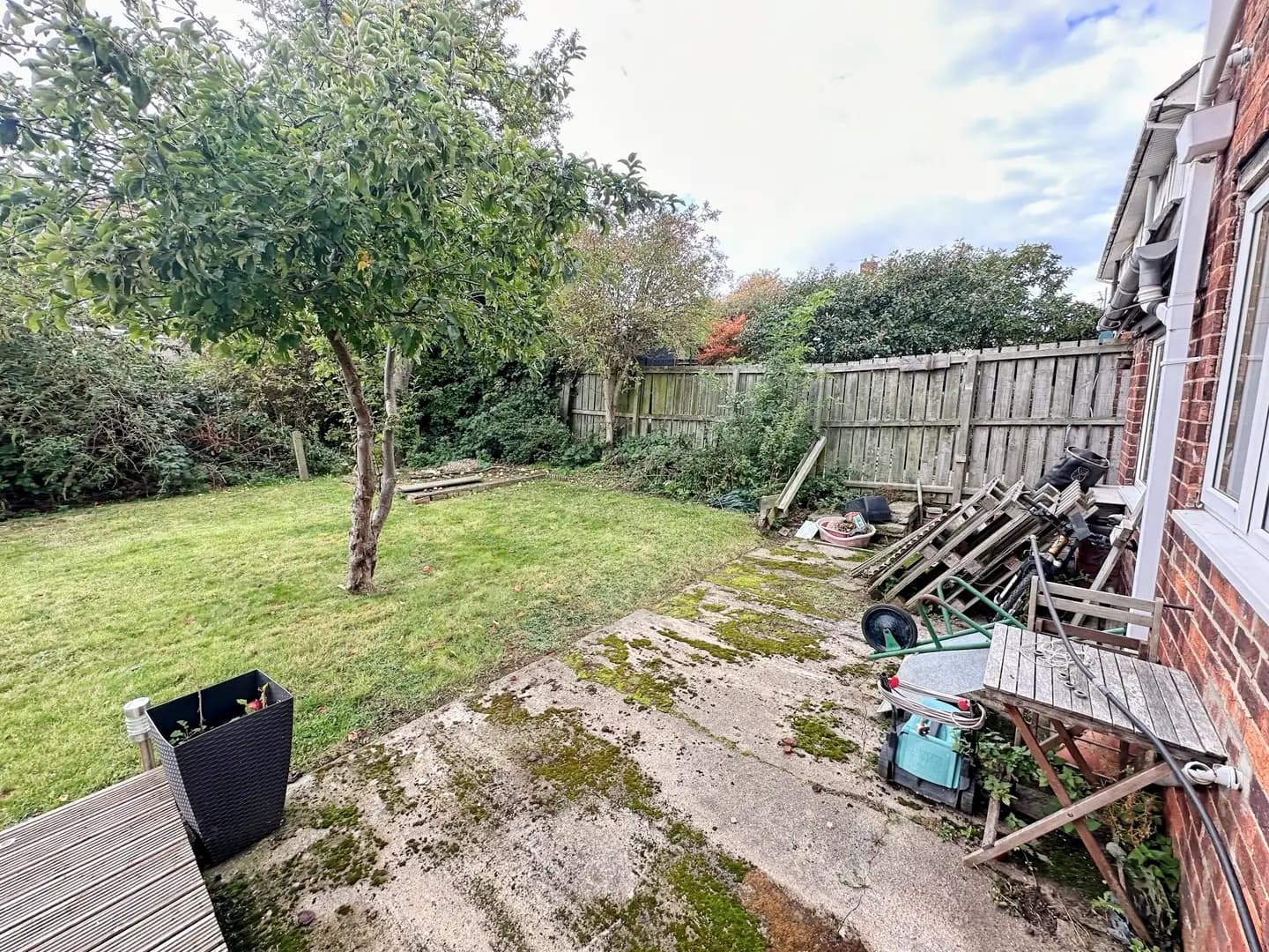 property photo 25 of 31