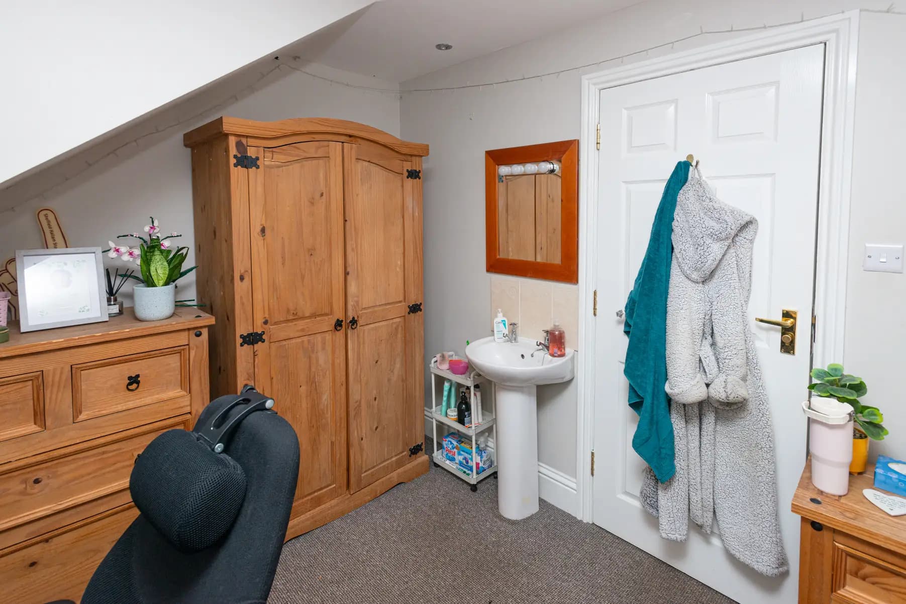 property photo 24 of 29