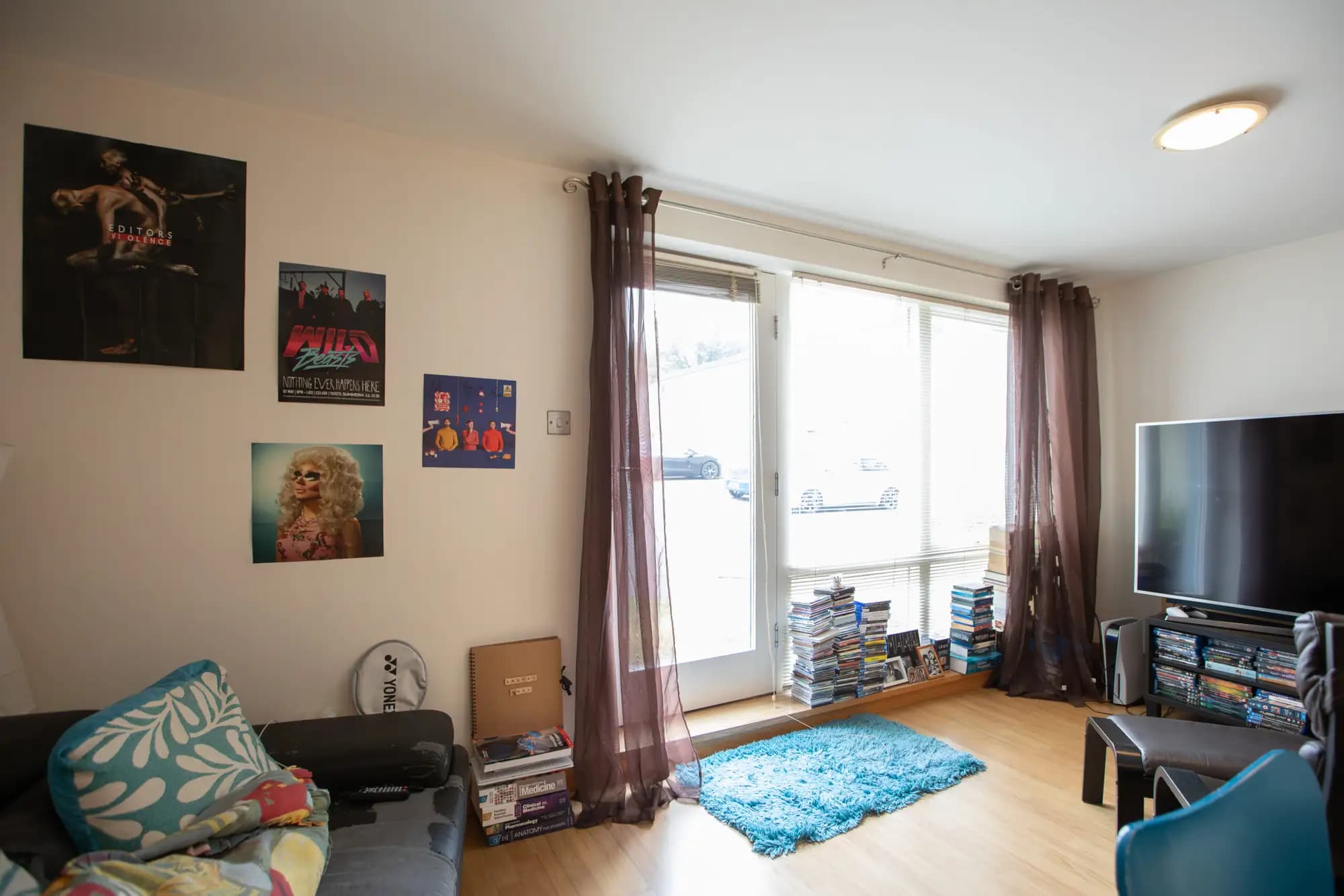 property photo 2 of 32